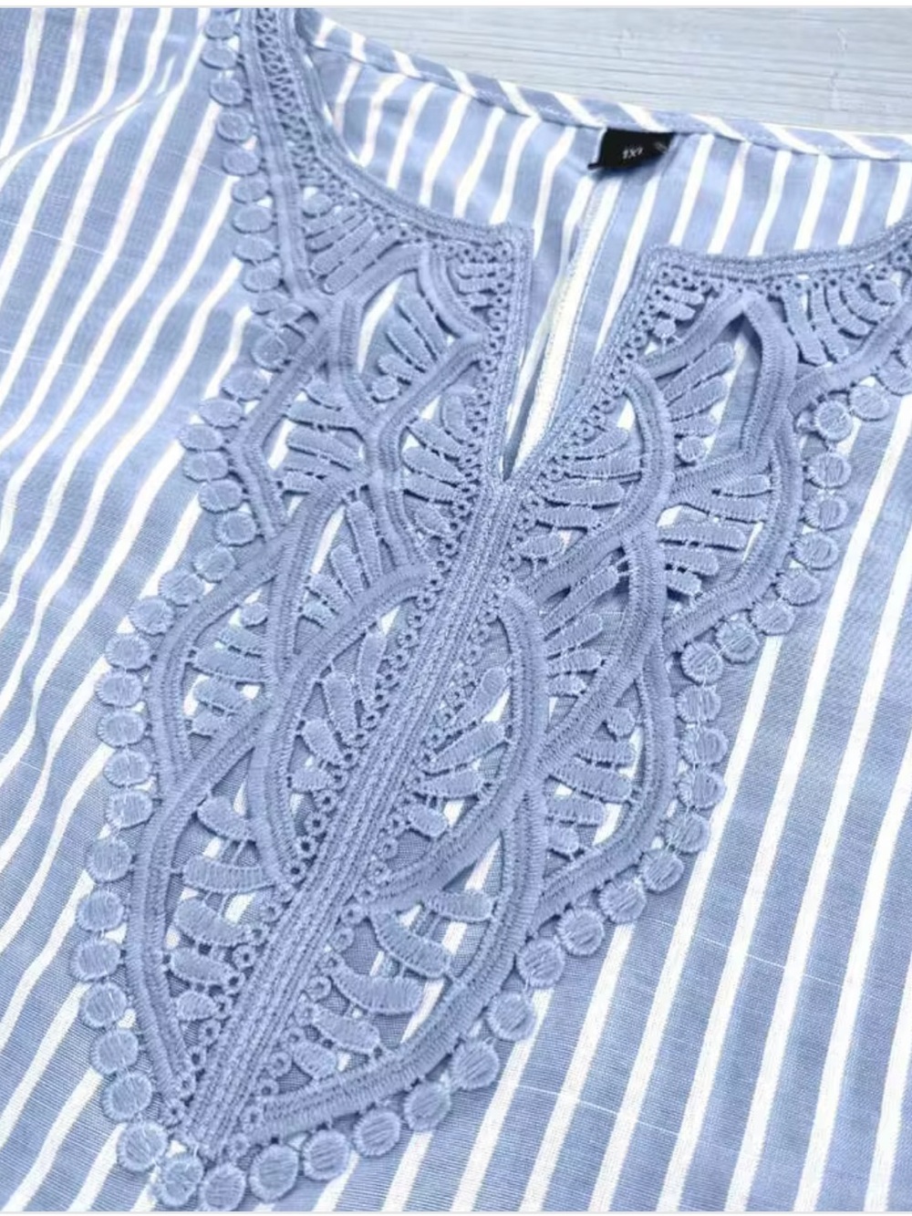 Linhara Blue & White Stripe Lace trim Blouse XL - Picture 2 of 3